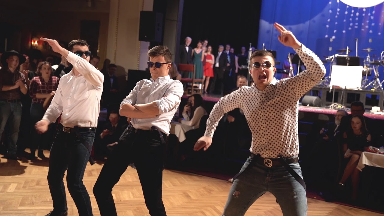 Půlnoční překvapení | 4.A | Jiráskovo gymnázium Náchod | Maturitní ples 2019