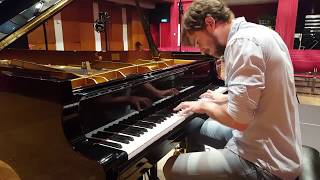 Alvaro Metzger plays Etude op.8 no.12 by A. Scriabin