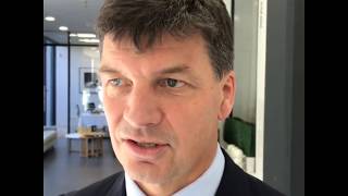 Cities Minister Angus Taylor encouraging non government partners to get involved in City Deal discus