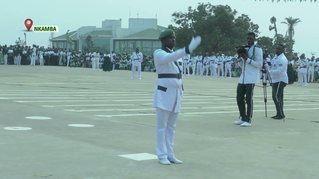 Honneur du chef Spirituel de l'église Kimbanguiste papa Simon Kimbangu Kiangani à Nkamba 