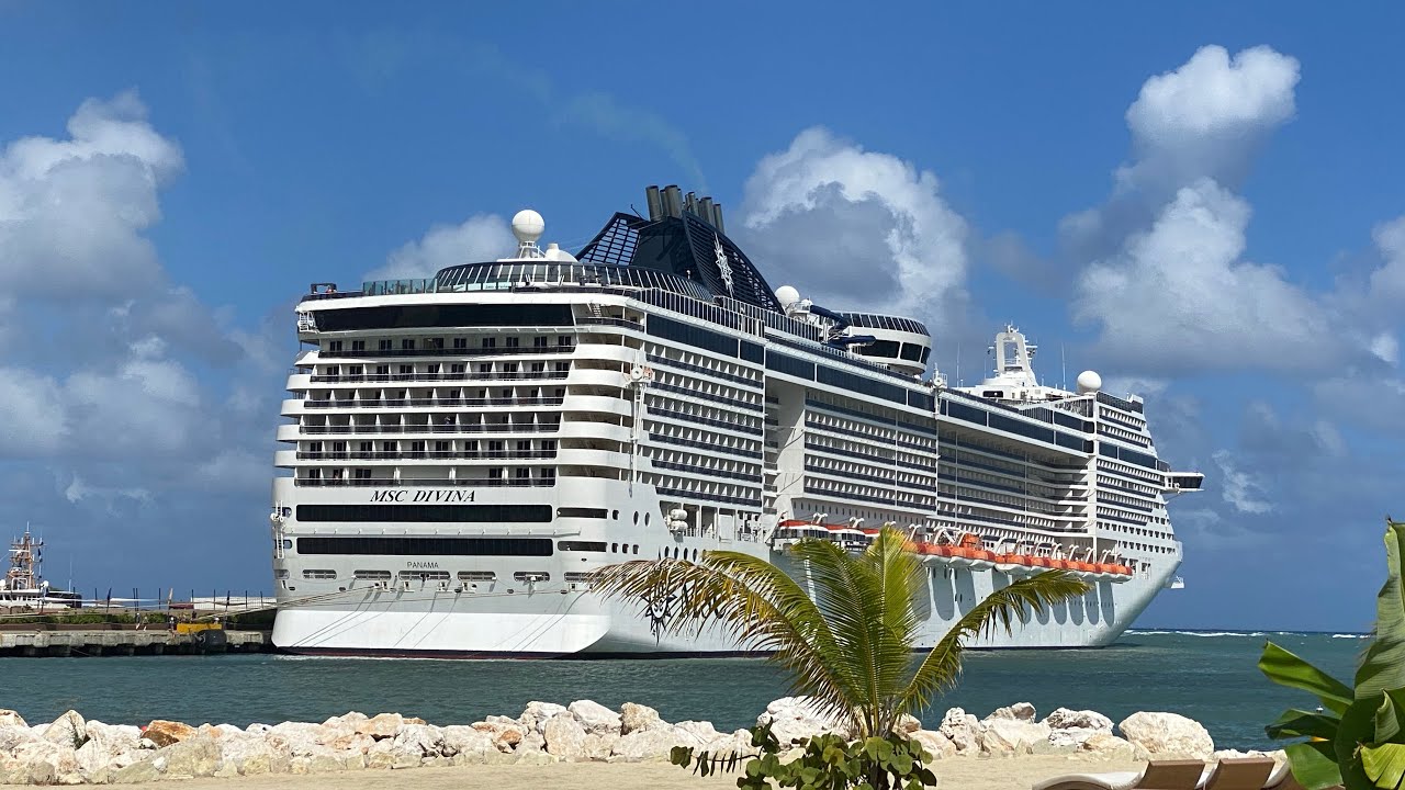 Kris goes to Jam Cruise 19 YouTube