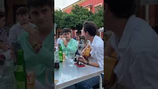 Video voorbeeld van "JUERGA FLAMENCA EN CALLE. Por Son kaló, La Cuarta Cuerda y Juanlu de Castro."