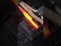 Membelah baja #wood #medievalblacksmith #tradisionalhandmade #woodworking #automobile #blacksmith