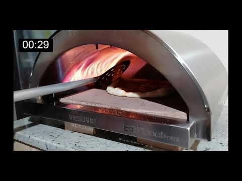 Cottura pizza napoletana in forno a gas Vesuvio - YouTube