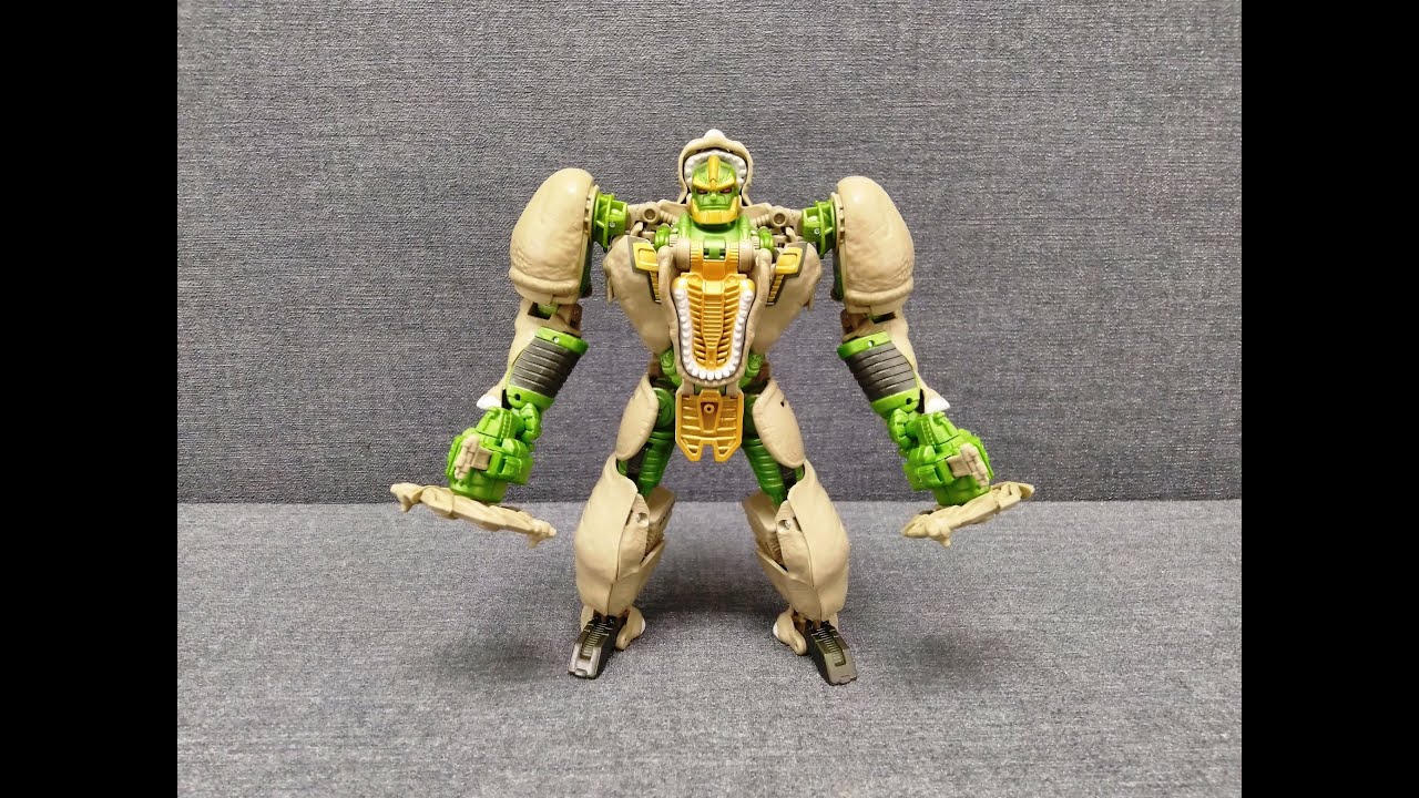 Обзор трансформера Rhinox - Voyager class - Transformers: Thrilling 30. Музей Р-ТФ.