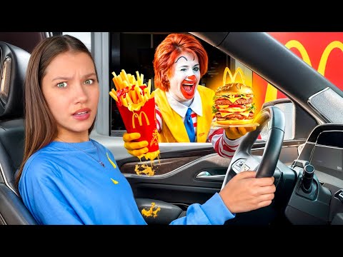 24 ЧАСА Едим только самый Дорогой и самый Дешевый Фастфуд / Вики Шоу