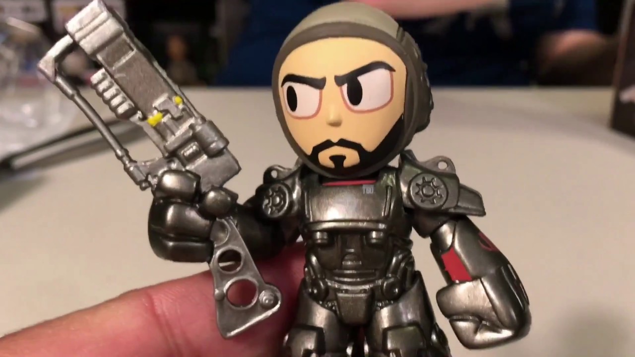 Unboxing Case of Funko Fallout 4 Mystery Minis Blind Box