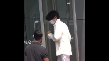Taehyung & Jungkook arriving at Jangchung Gymnasium for M countdown Pre-recording 💜