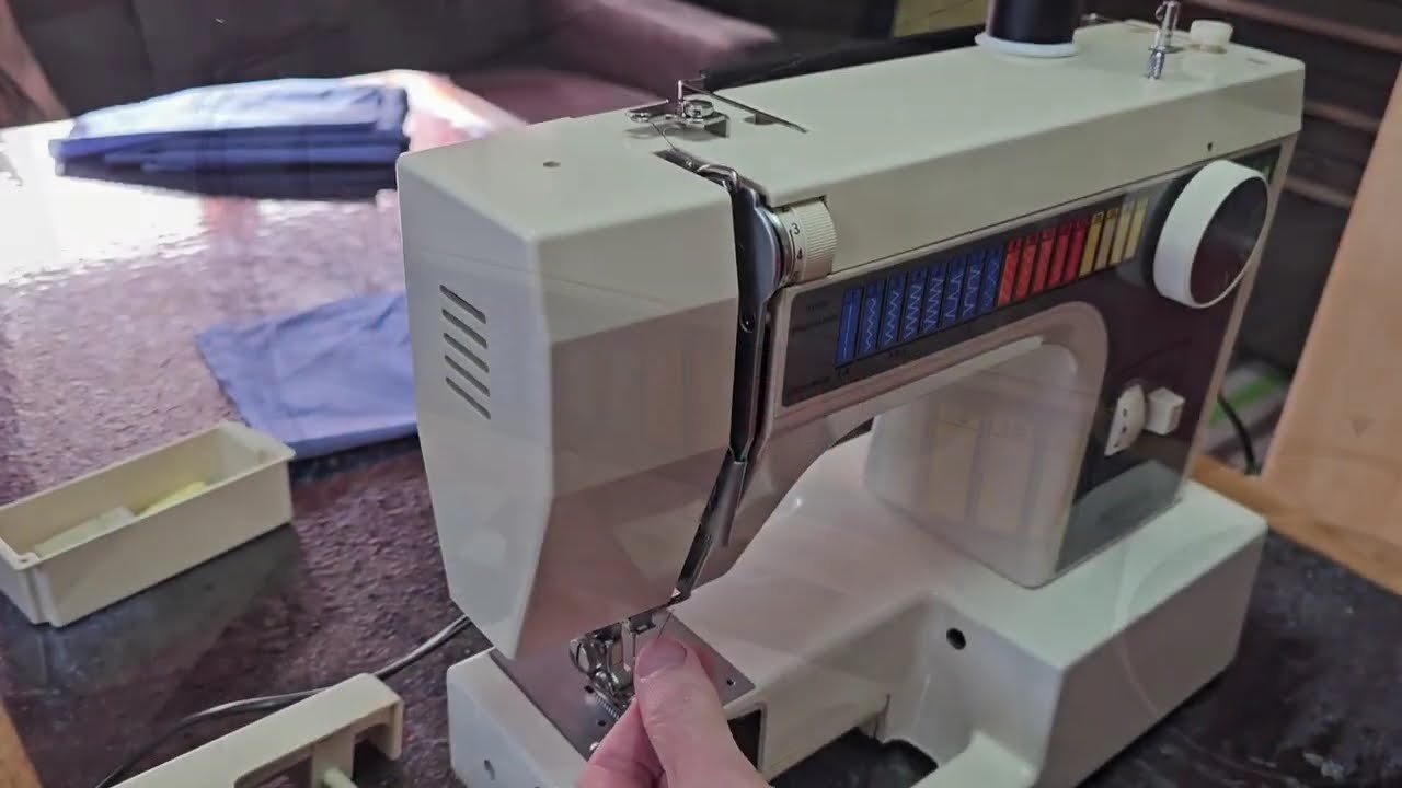 einfädel Ober, Unter Nähmaschine Necchi 559 , Заправка швейной машины threading a sewing machine