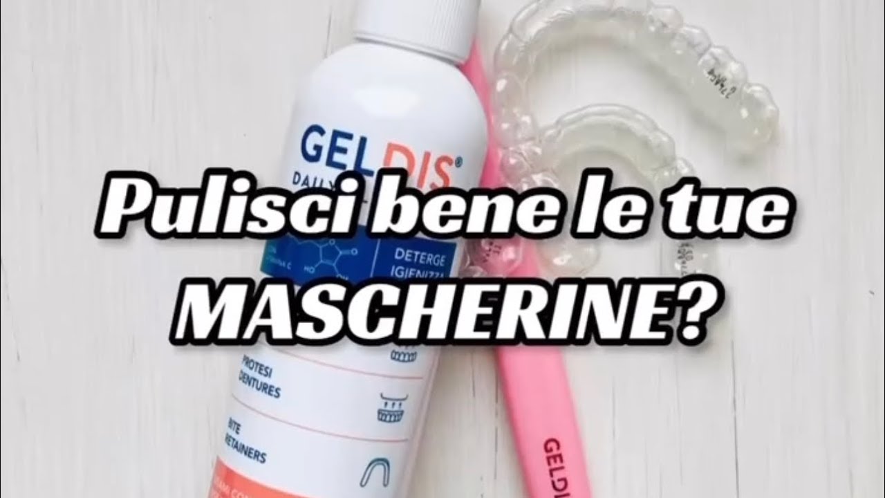 Come si puliscono le mascherine Invisalign?