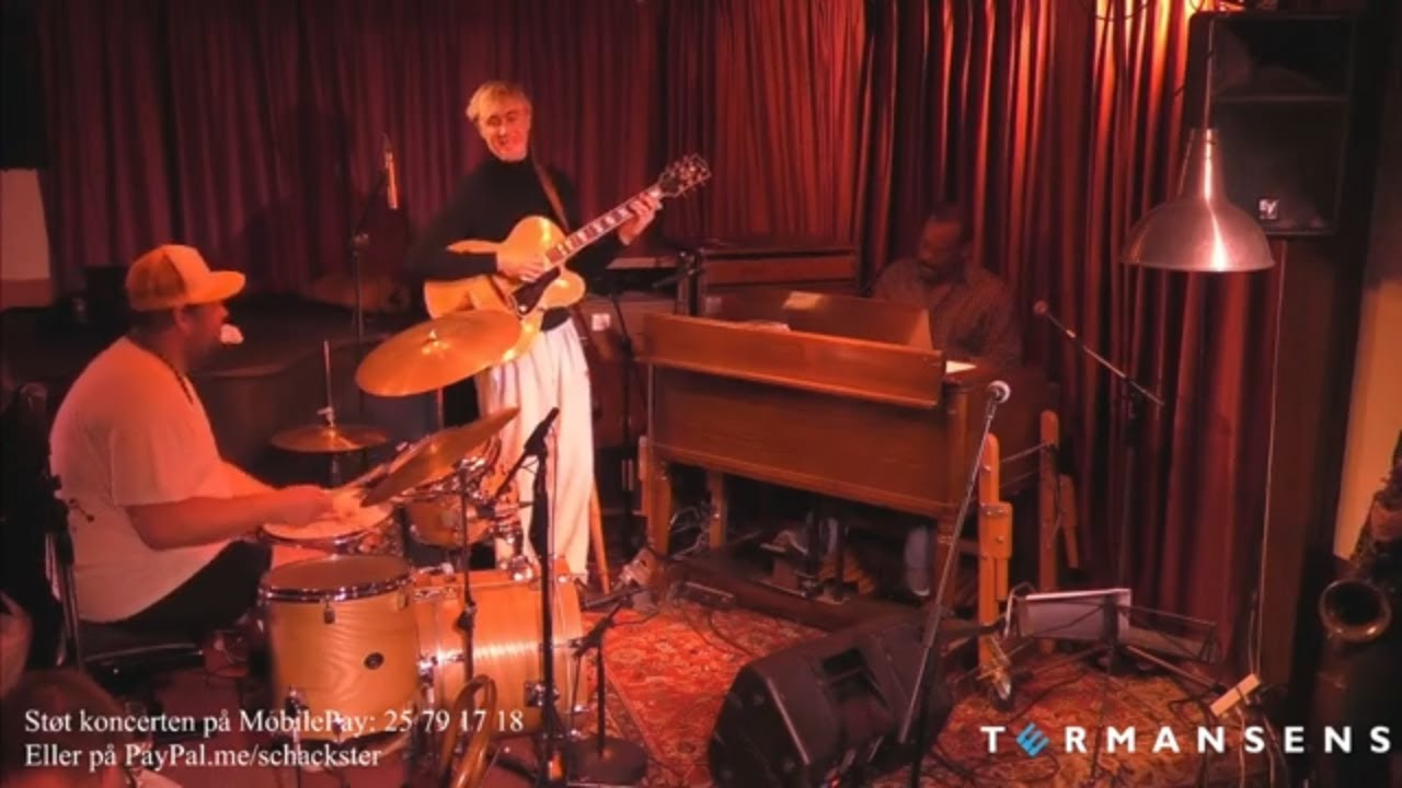 Caesar Frazier w/ Kresten Osgood Trio Live @ Termansens
