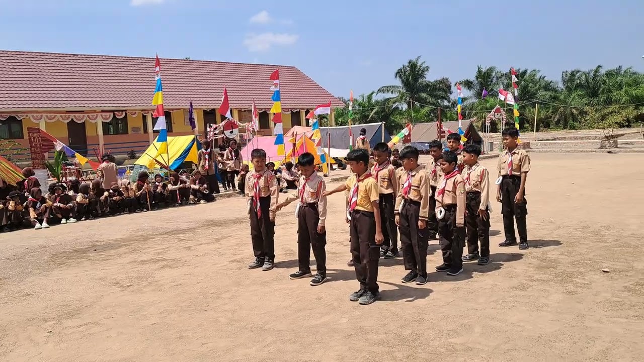 Penampilan Yel-yel Regu Singa SDN Sumber Jaya Perkemahan Religius Dwi Ratri Manunggal Karsa VII