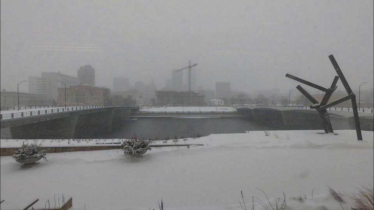 January 25, 2021 Timelapse of new record snowfall in Des Moines, Iowa YouTube
