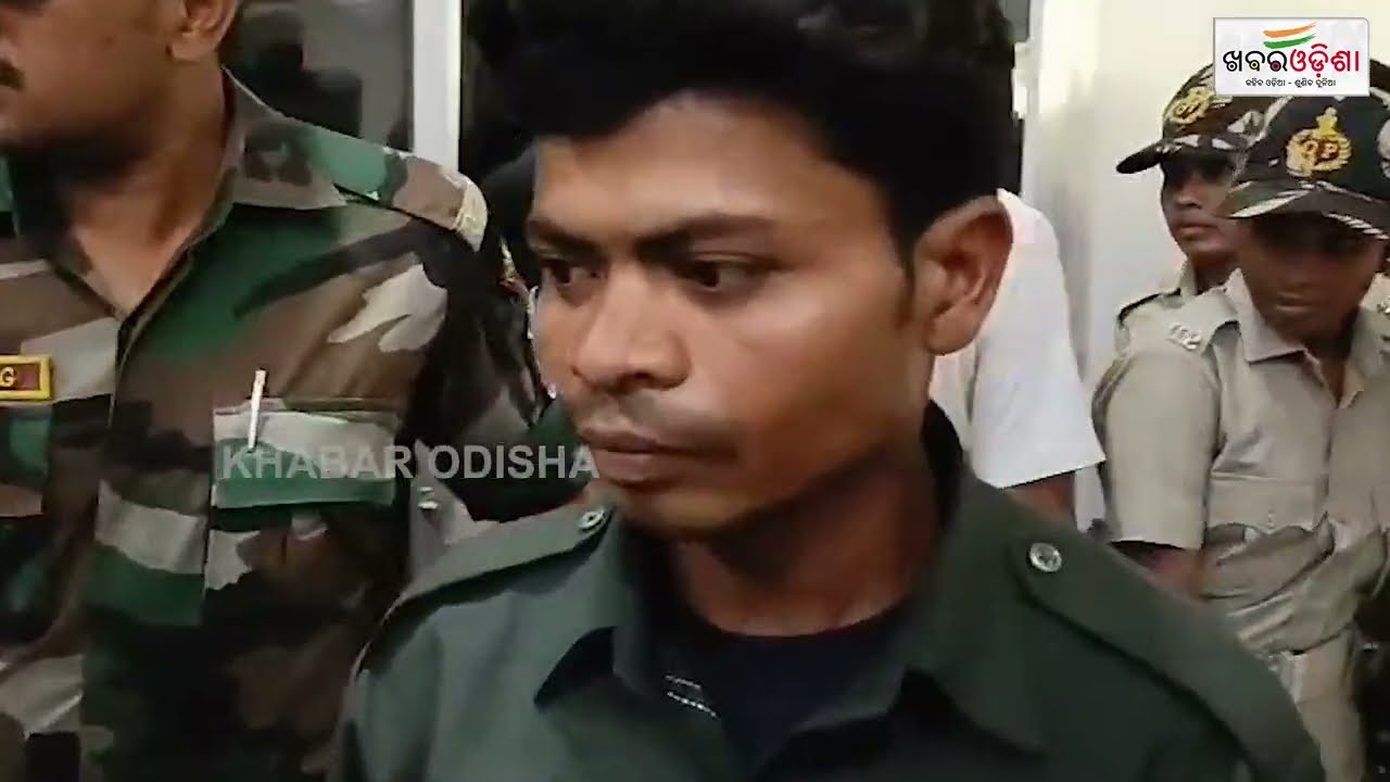 2 Maoists from Chhattisgarh surrender in Bargarh | Khabar Odisha