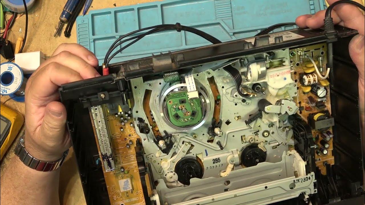 Panasonic pvv4522 vcr will not play or ff shuts down youtube