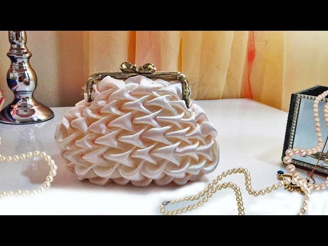 Bridal Bag (Knit) – Lion Brand Yarn