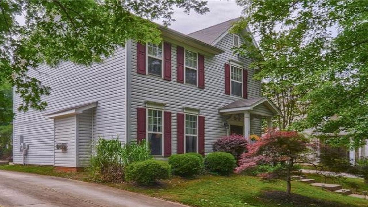 10216 Caldwell Depot Road, Cornelius, NC Presented by Jamie Schettino