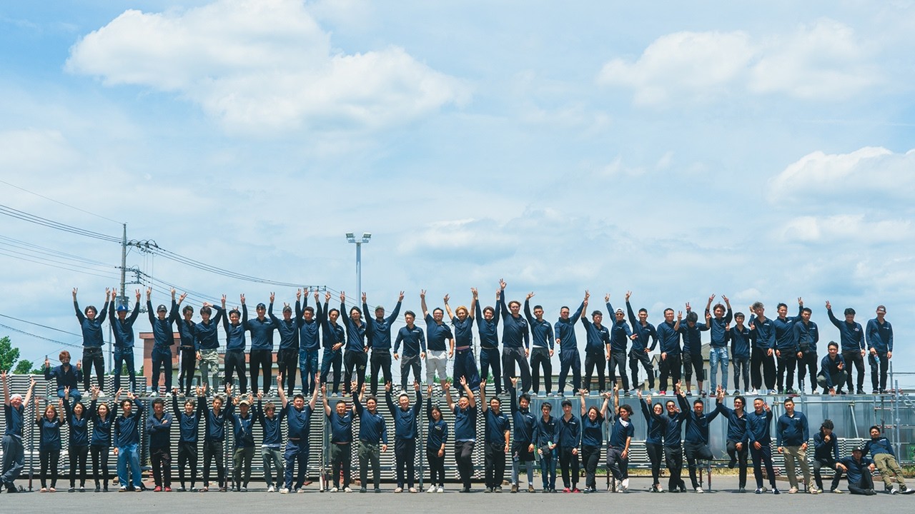 真夏に足場職人達が健康診断と写真撮影をした結果、、、