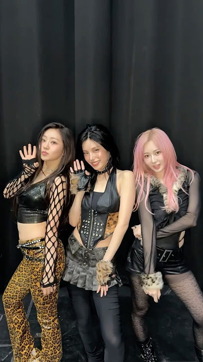 𝒟ℴ𝓃'𝓉 𝓎ℴ𝓊 𝓀𝓃ℴ𝓌 𝓉𝒽𝒶𝓉 𝓌ℯ'𝓇ℯ 𝓉ℴ𝓍𝒾𝒸? #ITZY #YEJI #예지#KISSOFLIFE #JULIE #aespa #GISELLE