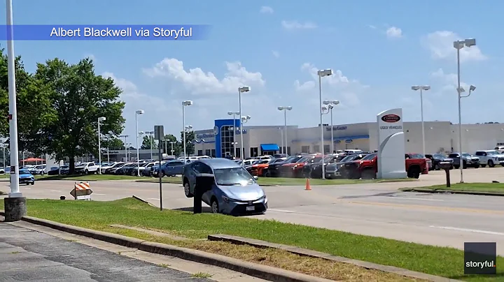 Car goes airborne from buckled roads in Missouri heat