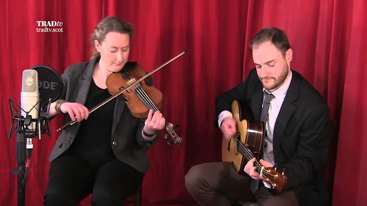 Gillian Frame and Mike Vass perform Hug Air A Bhon...