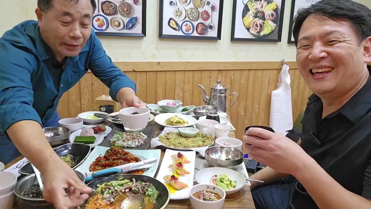 무안애꽃  낙지한정식 평생 단골될 낙지베스트맛집 단체,온동네 사람들과 잔치하는곳 최고장소 ☆주소: 전남 무안군 무안읍 영산로 3083  #무안애꽃 #낙지 #한정식 수준 높은음식