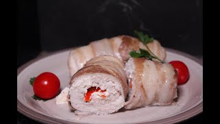 Рулетики из куриной грудки .Куриные рулетики в беконе.Chicken breast rolls .Chicken rolls in bacon.