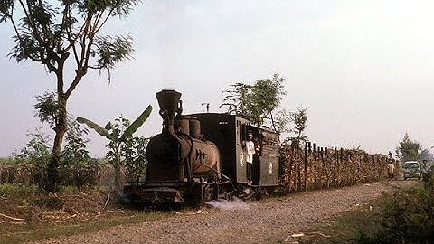 An afternoon at Sragi, Central Java, Indonesia, 1999