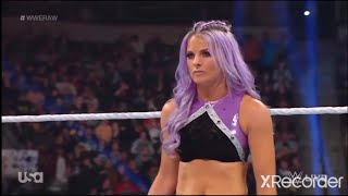 Candice LeRae vs Dakota Kai: Raw October 3 2022