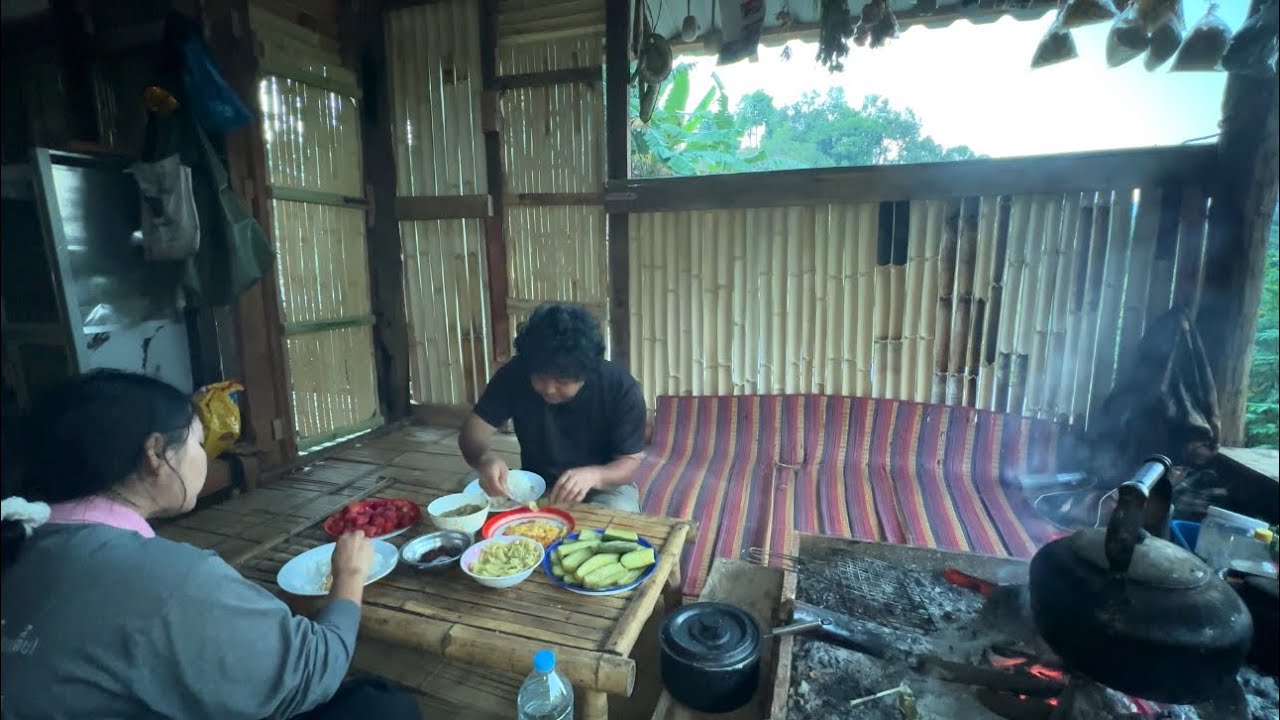 ส่งพ่อแม่กลับบ้าน ทำธุระที่บ้าน กินข้าวฝีมือภรรยา อร่อยมาก 