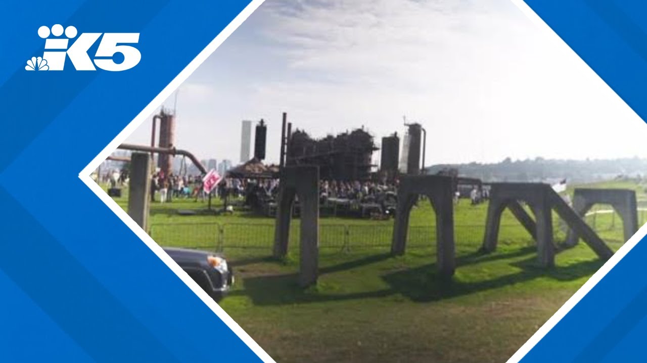 Worship rally sparks controversy in Seattle