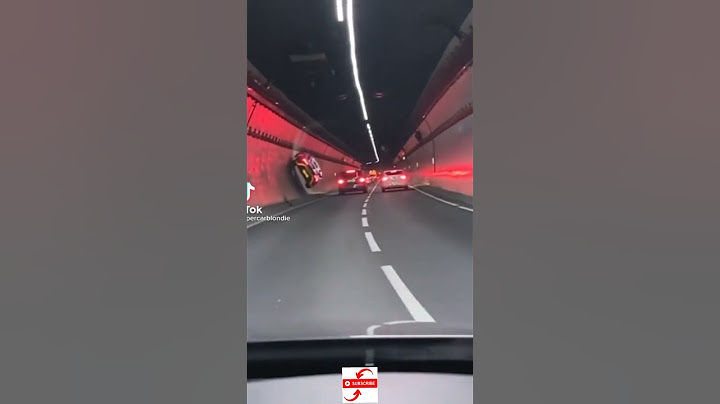 Lamborghini supercars a grande vitesse fuit la police #short #car #voiture #Drive