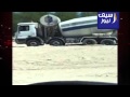 سيارات الخلط الخرساني يفرغون الاسمنت مقابل وزارة الصحة بمنطقة الصليبخات 