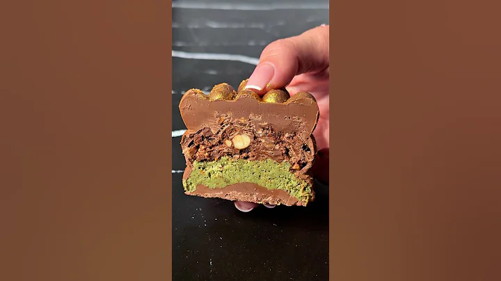 Dubai vs Ferrero Rocher chocolate ASMR 🤎 #asmr #asmrsounds #ferrerorocher