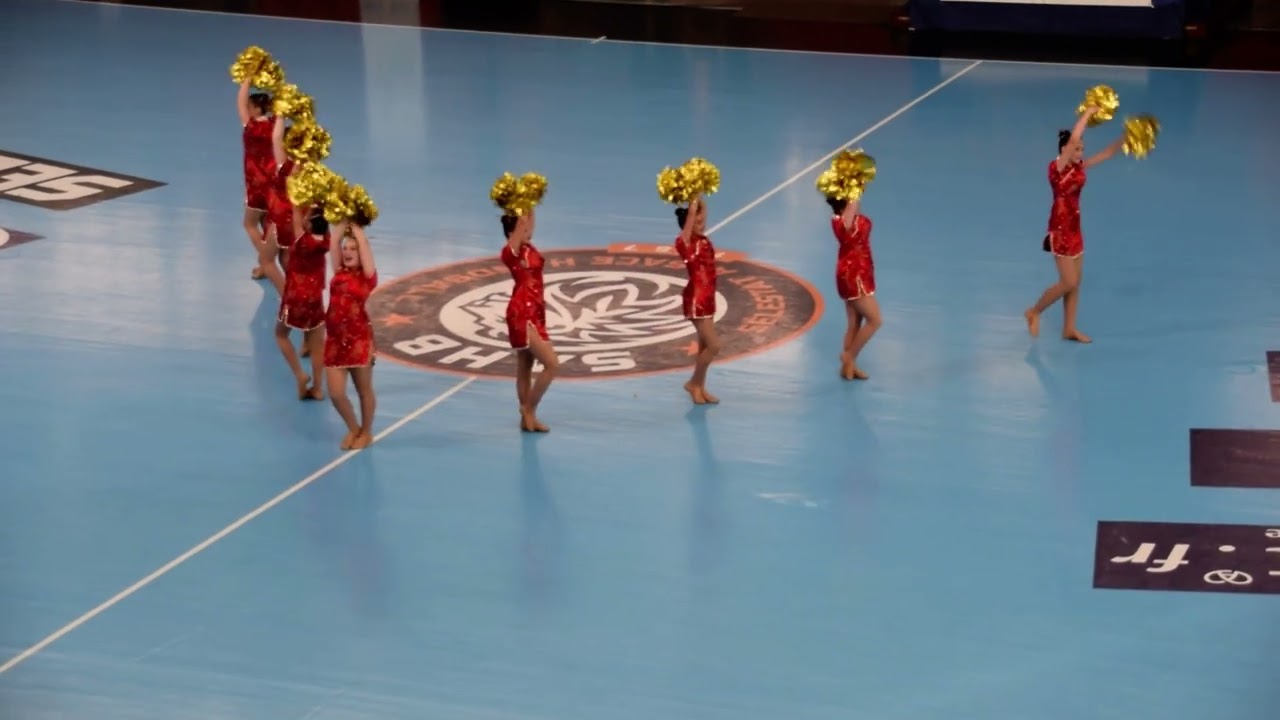 Givry Starlett Club - Pompons Petite Minime 2022 - Championnat de France