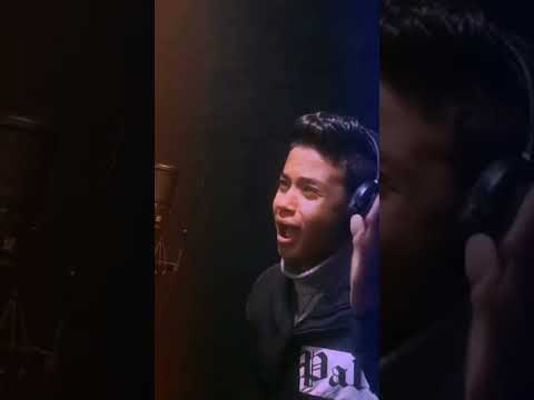 حلقولو ثابت وعمري ما اميل توزيع الحناوى 