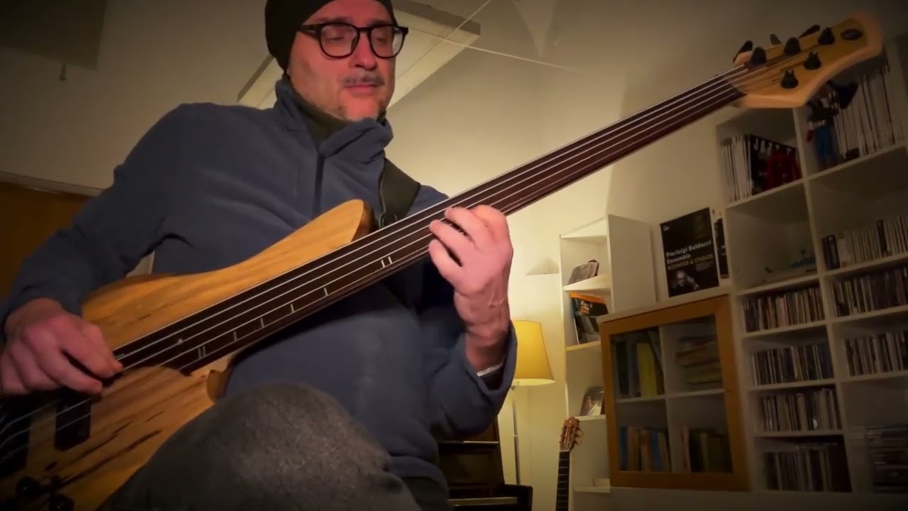 Meridian Horizon 5 Fretless - 𝐈𝐍 𝐀 𝐒𝐄𝐍𝐓𝐈𝐌𝐄𝐍𝐓𝐀𝐋 𝐌𝐎𝐎𝐃 (Duke Ellington)