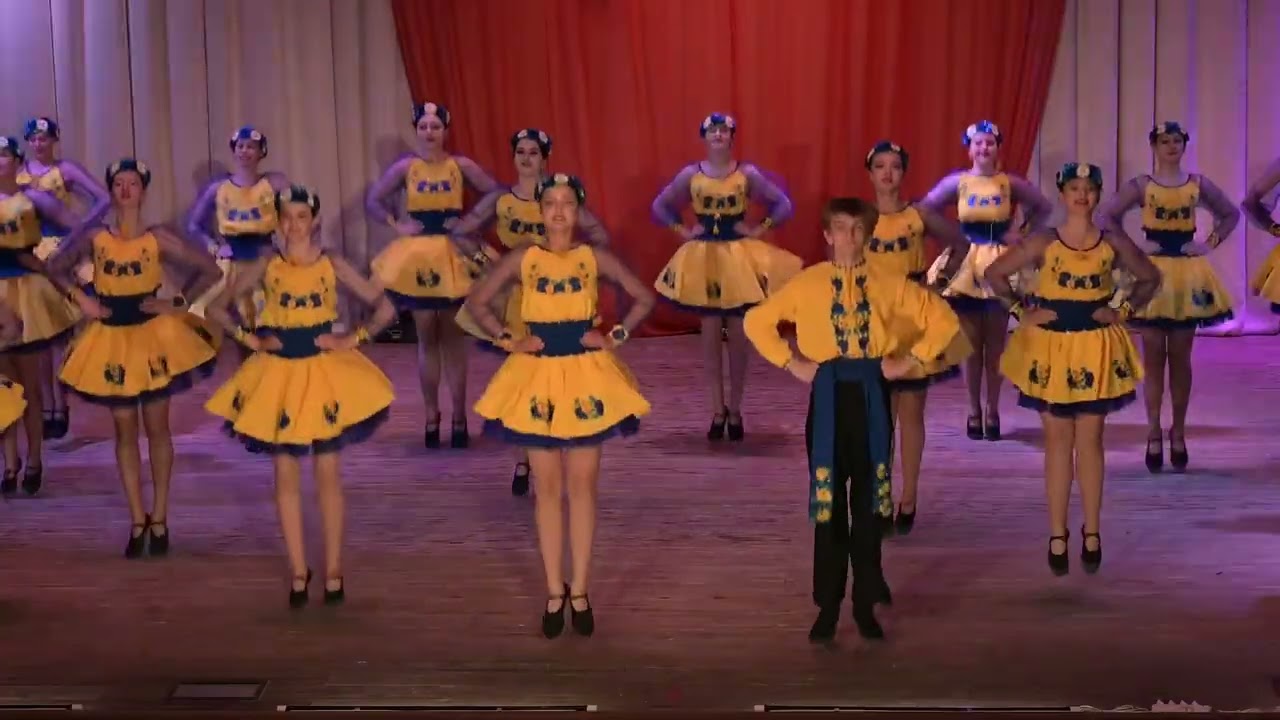 Зразковий художній хореографічний колектив «Усмішка» – Василина