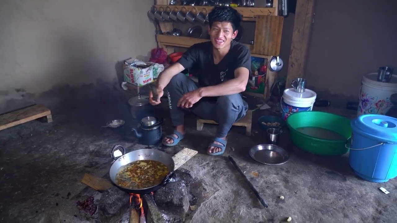 吉娜家里又来了客人，原声版本！ #尼泊尔乡村生活  #尼泊尔吉娜翠花  #农村生活