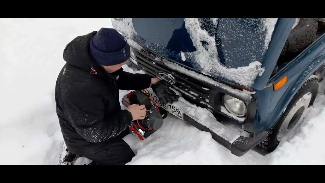 нива буксует но едет,застряли всего раз и это класс - YouTube