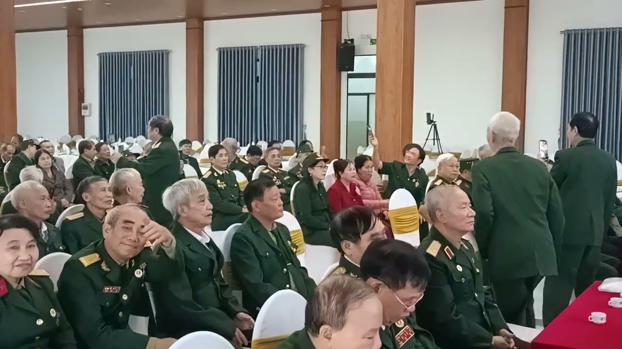 NHÀ XE HÙNG NAM ĐT 0977367347  QUAY TẠI THANH SƠN PHÚ THỌ