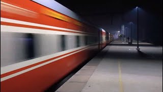 ICF Rajdhani and King Bhopal Shatabdi Fire Away!!