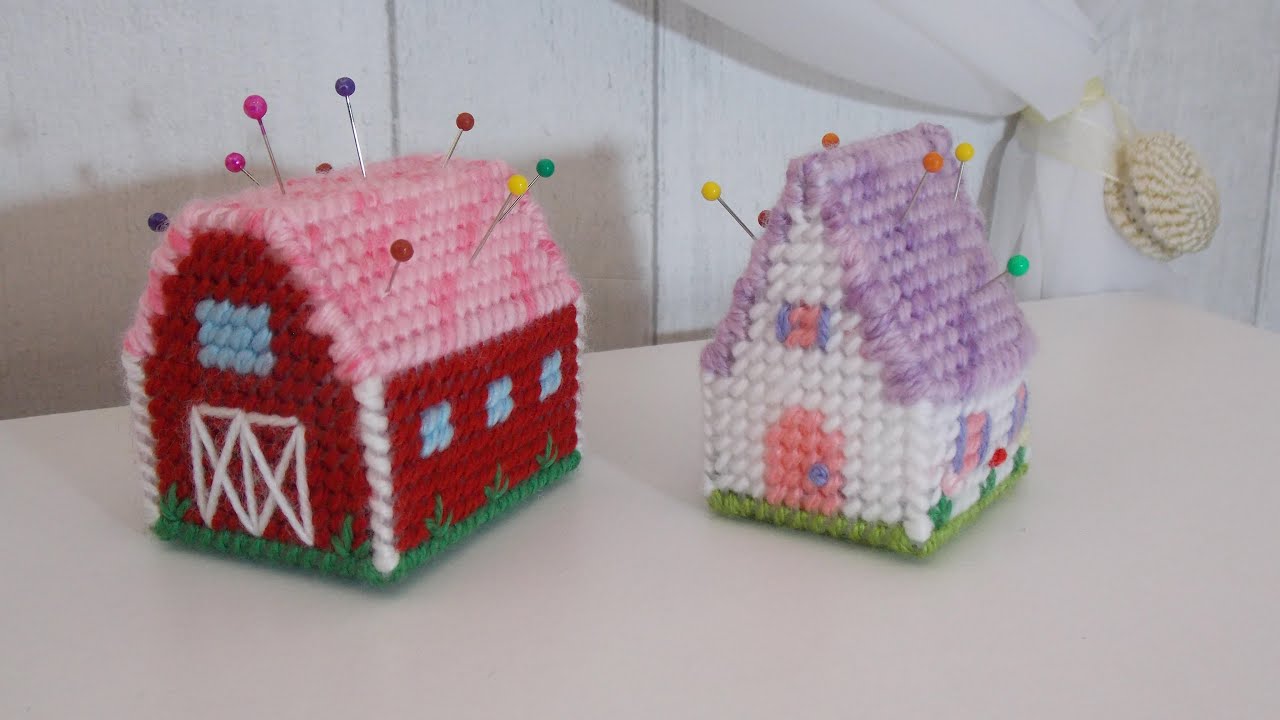 How to make a plastic canvas Pin Barn House