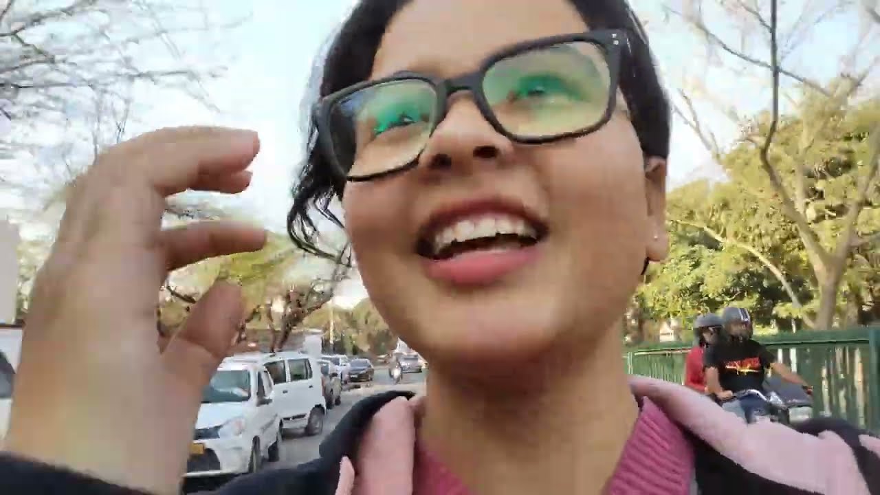 my final exams  are going or me ghum rehi hu 😭😭