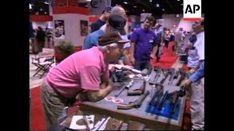 USA: PHOENIX: NATIONAL RIFLE ASSOCIATION ANNUAL CONVENTION