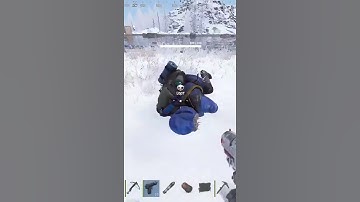 Being a grub always pays off! #rust #vanillarust #snowball #medal