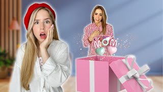 MA MAMAN a découvert son CADEAU SURPRISE ! ELLE PLEURE !!!