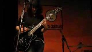 Julie Doiron &quot;Spill yer lungs&quot; by Shotgun and Jaybird @ Sala Castelló