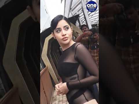 Urfi Javed rocks bold black dress | Urfi Javed Spotted | Urfi Javed hot look | Oneindia News