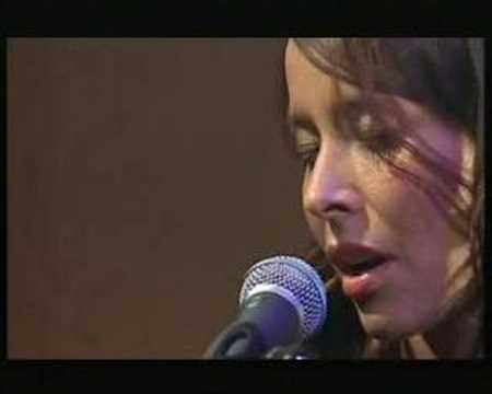 Nerina Pallot - Sophia - Live on BBC